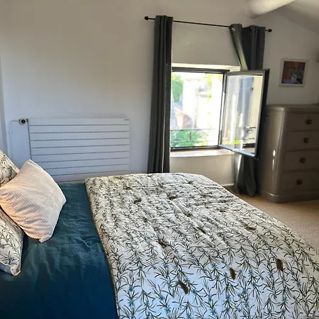 Ancien Prieure Renove - 
