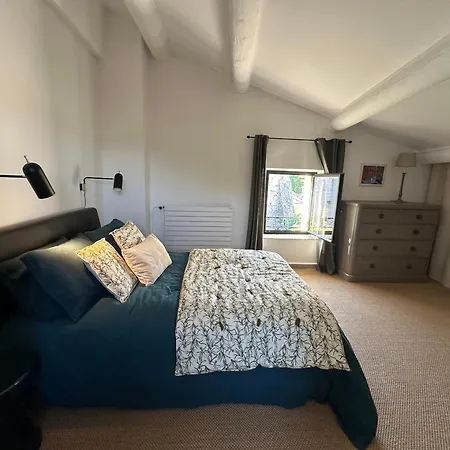 Ancien Prieure Renove - 