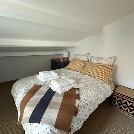 Ancien Prieure Renove - 