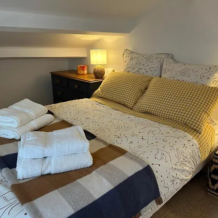 Ancien Prieure Renove - 