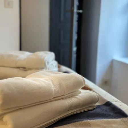 Ancien Prieure Renove - 