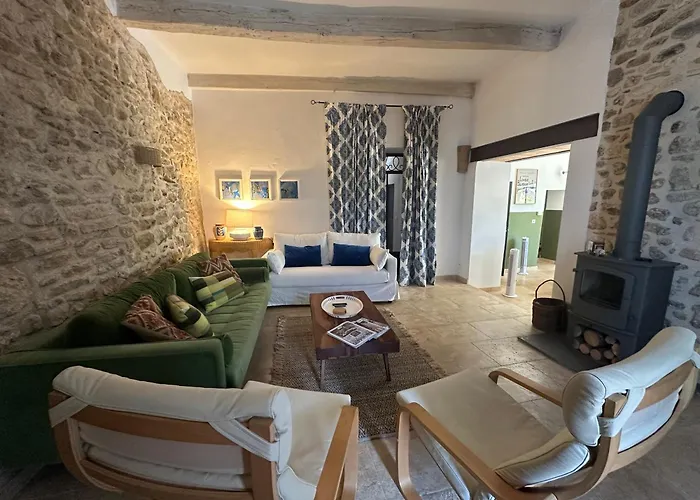 Ancien Prieure Renove - 