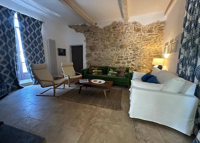Ancien Prieure Renove - 