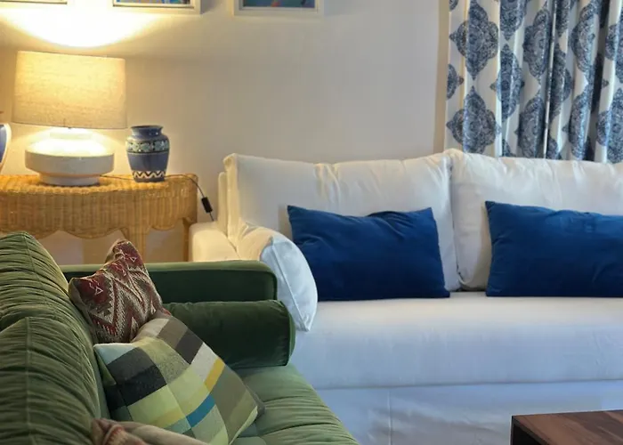 Вилла Ancien Prieure Renove - 