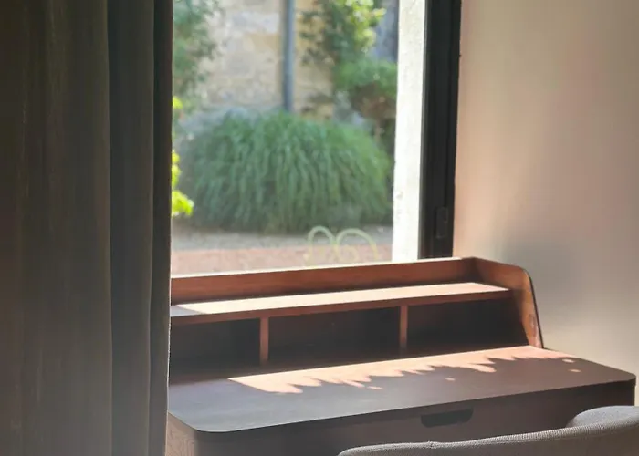 Ancien Prieure Renove - 