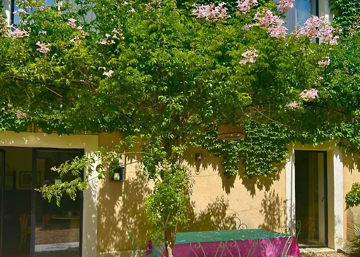 Ancien Prieure Renove - 