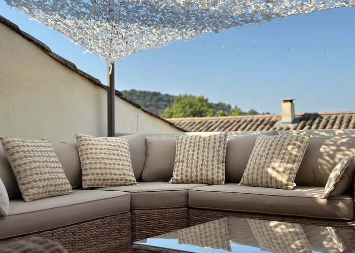 Вилла Ancien Prieure Renove - 